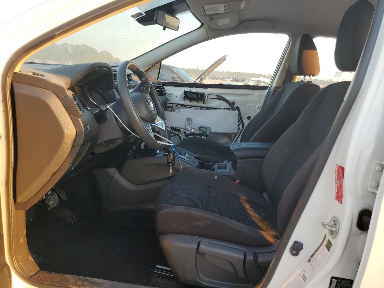 Nissan Rogue S Image 13