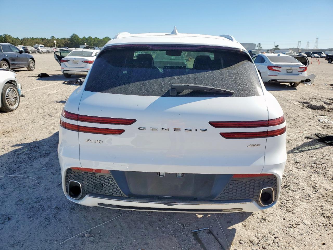 Genesis Gv70 Base Base Image 10