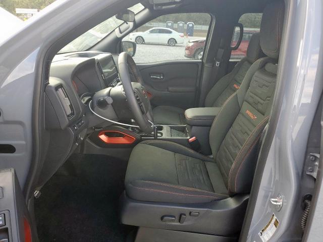 Nissan Frontier S Image 11