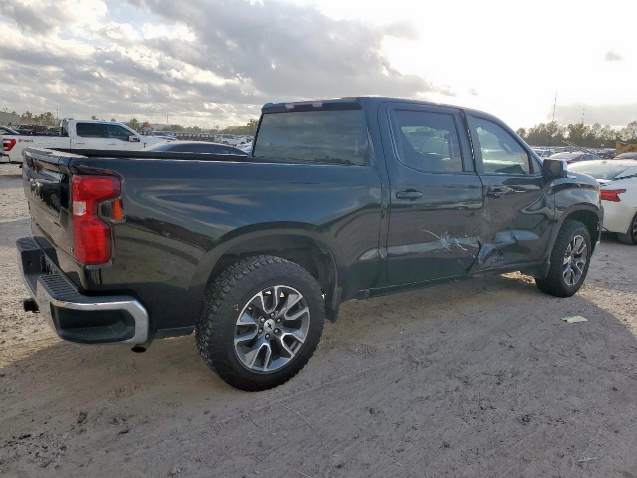 Chevrolet Silverado C1500 Lt Image 12