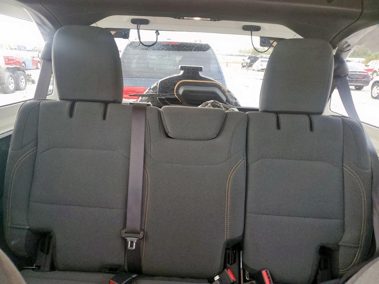 Jeep Wrangler Sport Image 13