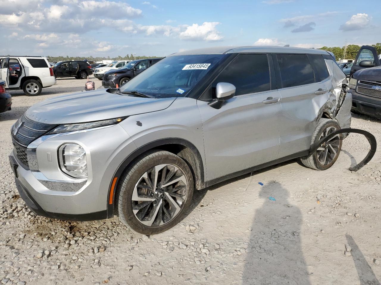 Mitsubishi Outlander Es Image 1