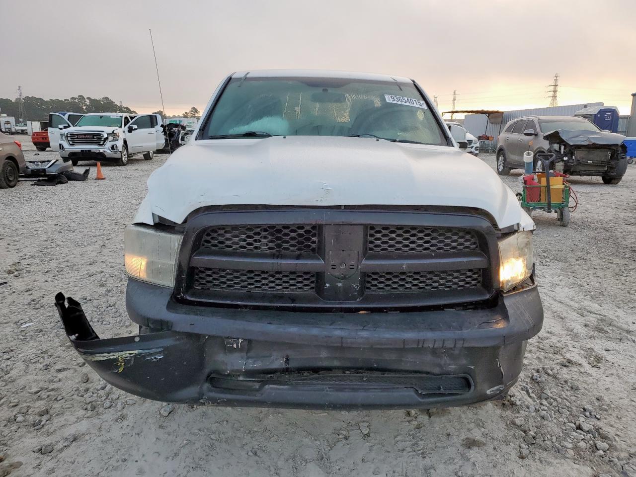 Dodge Ram 1500 St Image 11