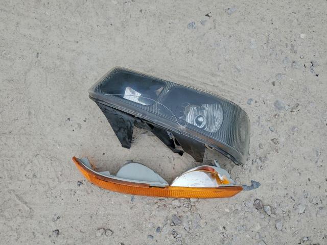 GMC Savana Cutaway G3500 Image 12