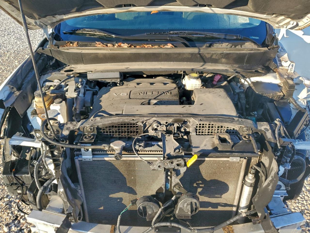 Nissan Pathfinder S Image 13