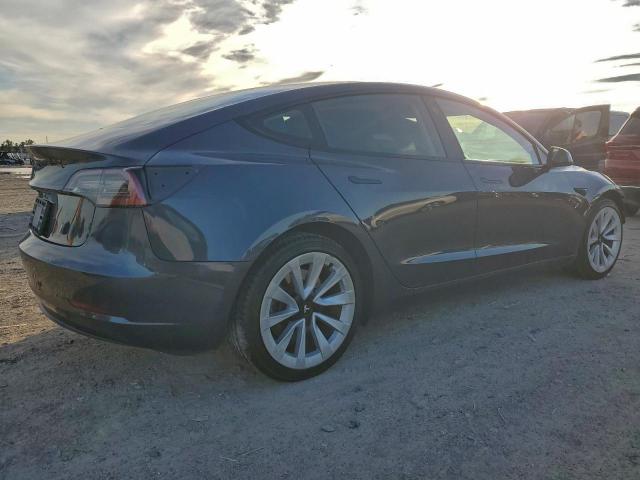 Tesla Model 3 Image 2