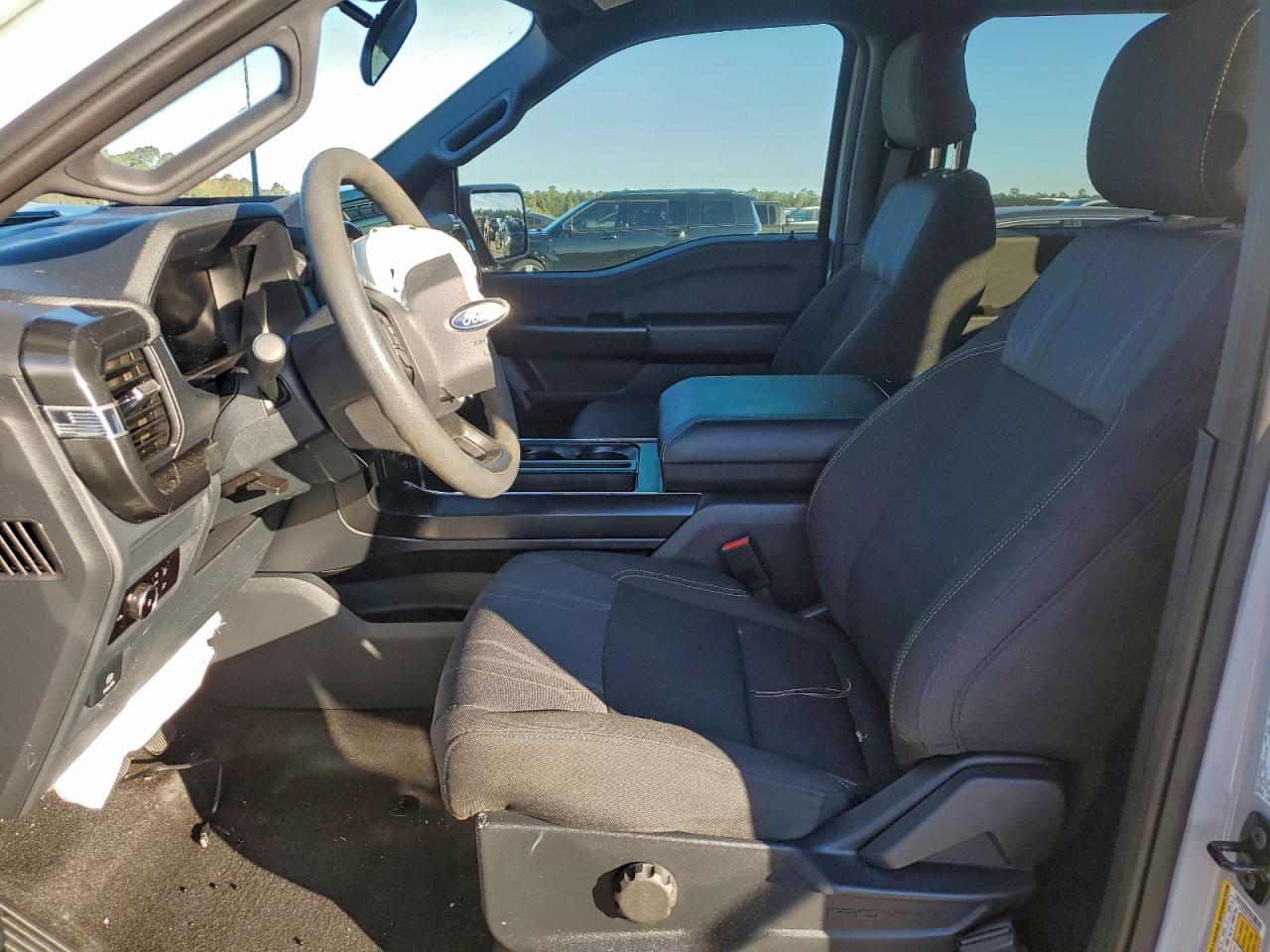 Ford F-150 Stx Image 7