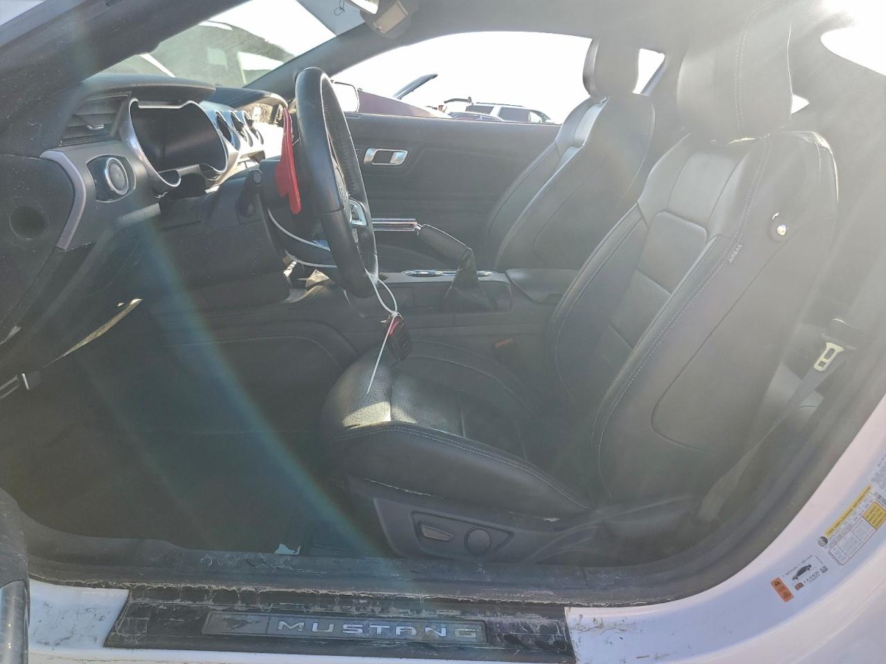 Ford Mustang Gt Image 7