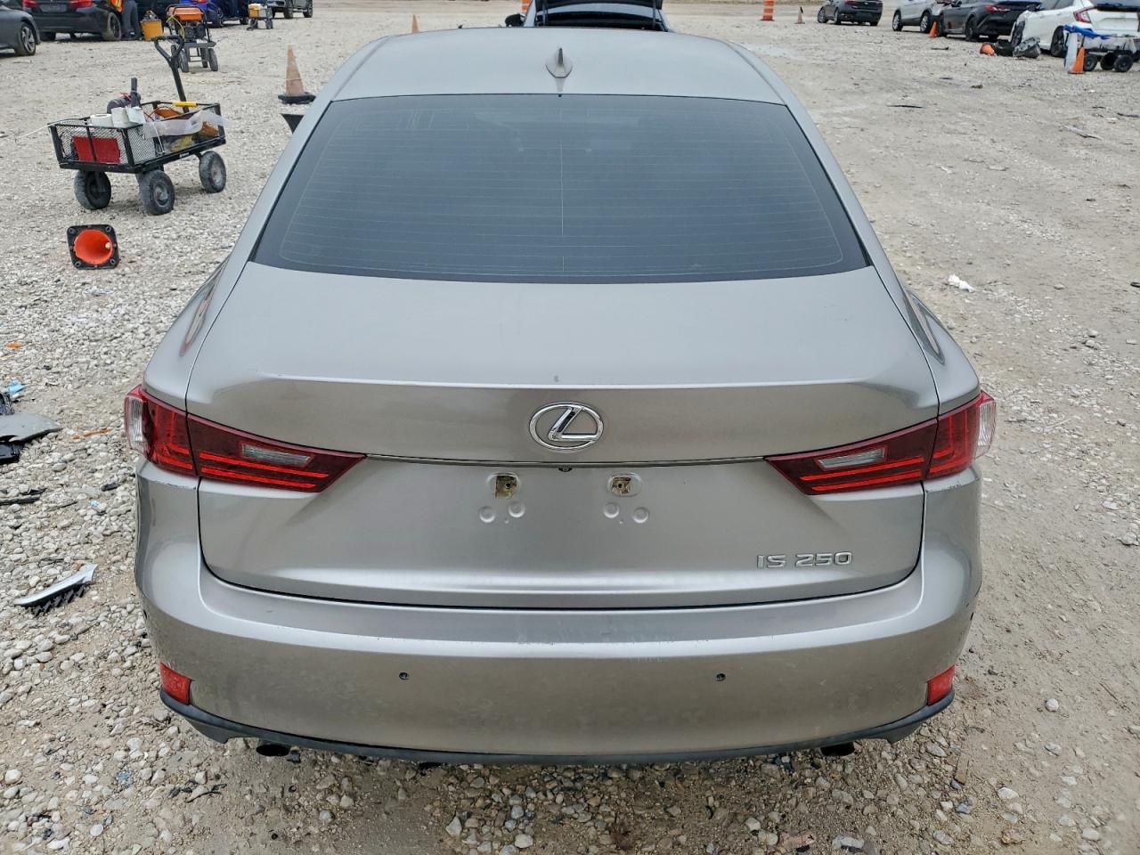 Lexus Is 250 Image 5