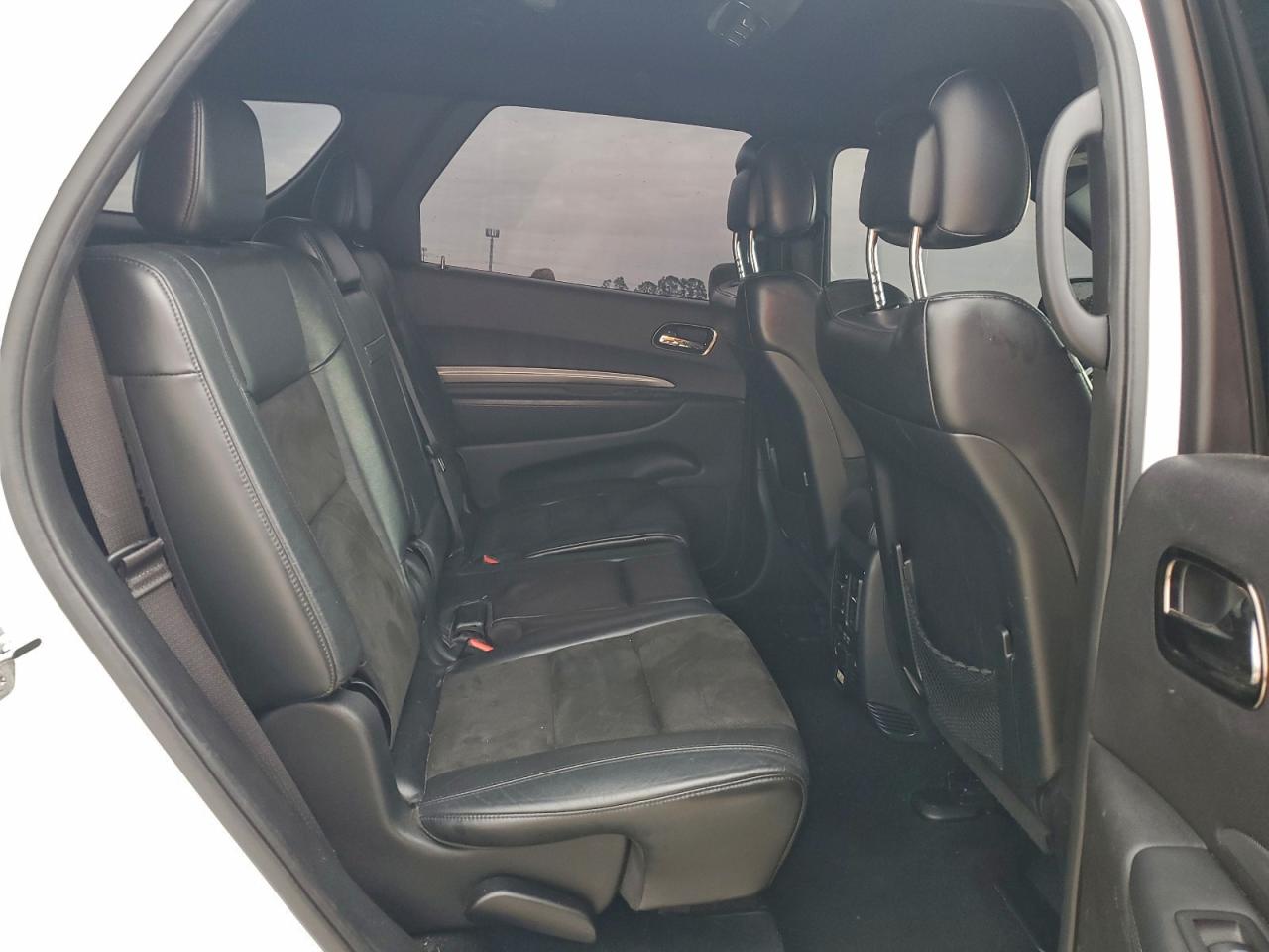 Dodge Durango R/t Image 13