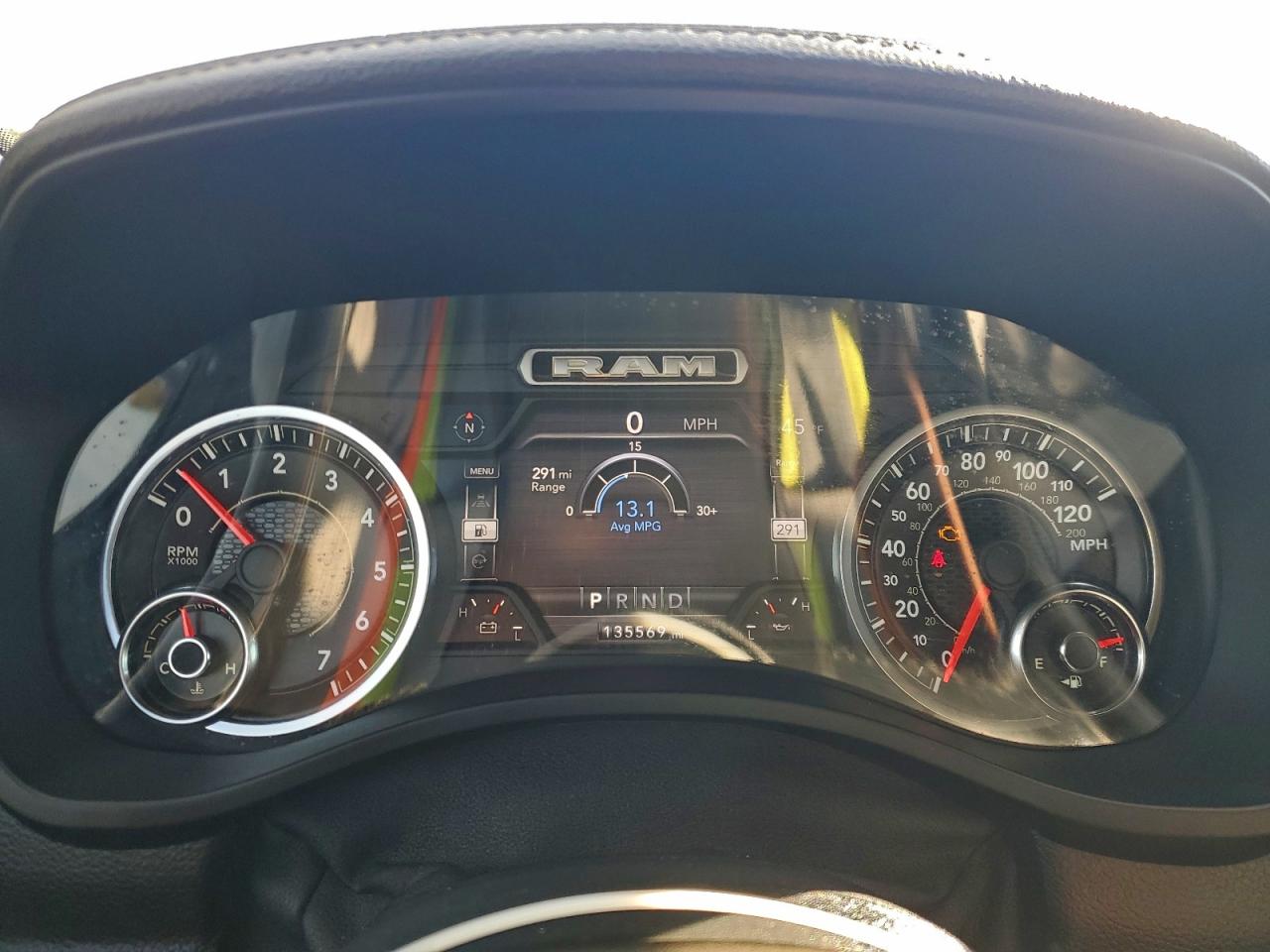 Ram 1500 Laramie Image 12