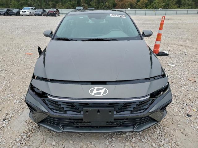 Hyundai ELANTRA Sel Image 9