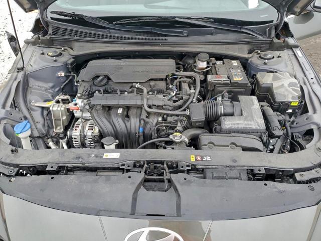 Hyundai ELANTRA Sel Image 10