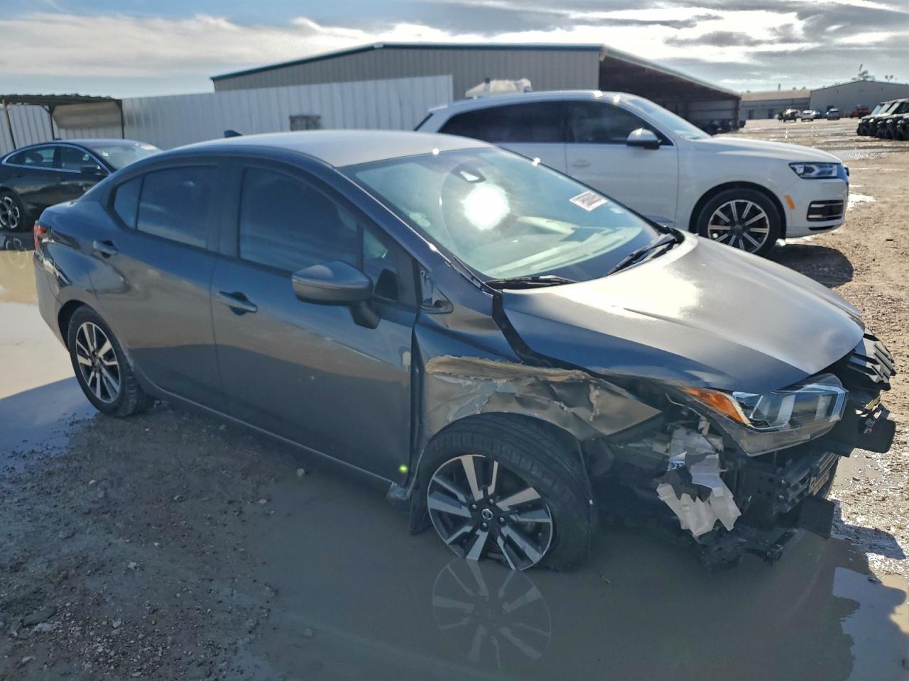 Nissan Versa Sv Image 6