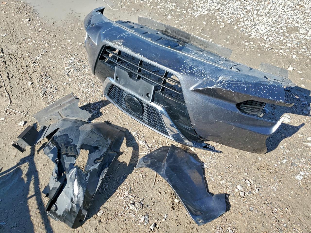 Nissan Versa Sv Image 11