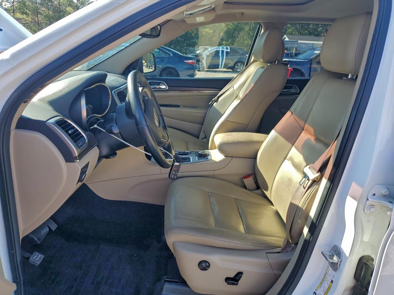 Jeep Grand Cherokee Limited Image 8