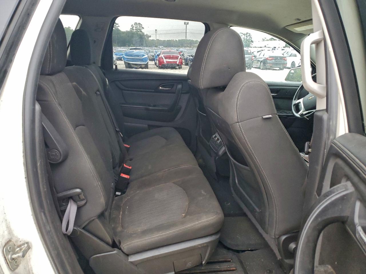 Chevrolet Traverse Lt Image 9