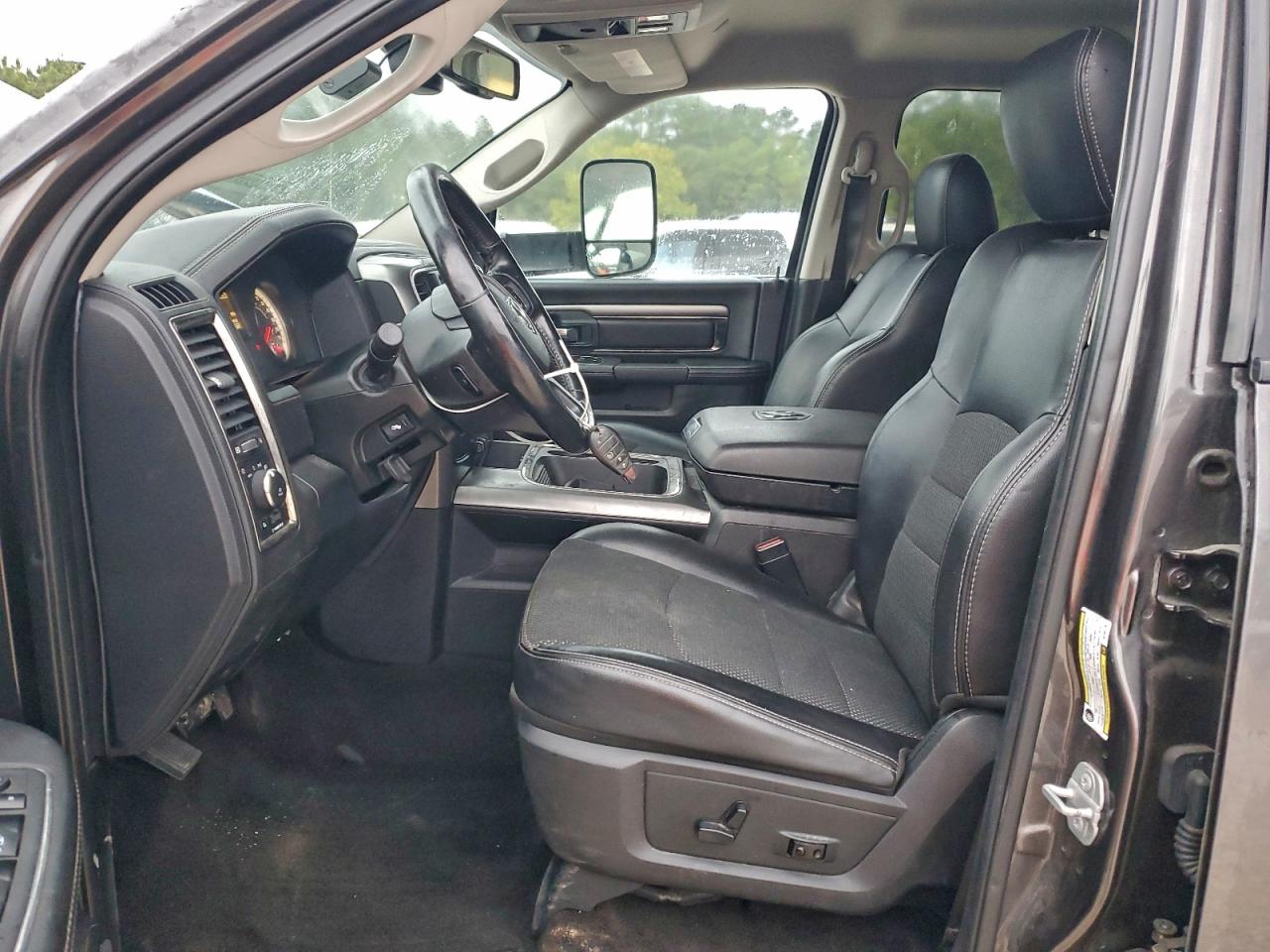 Ram 3500 Slt Image 4