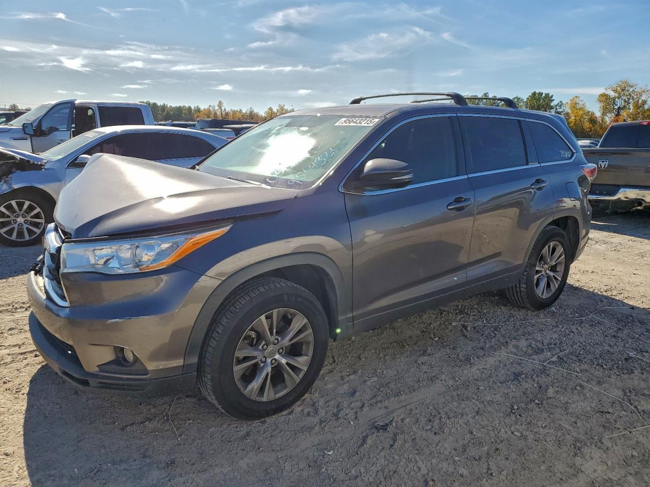 Toyota Highlander Le Image 1