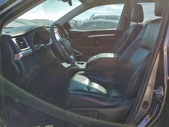 Toyota Highlander Le Image 6