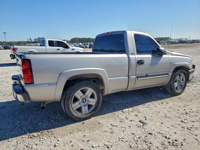 Chevrolet Silverado C1500 Image 2