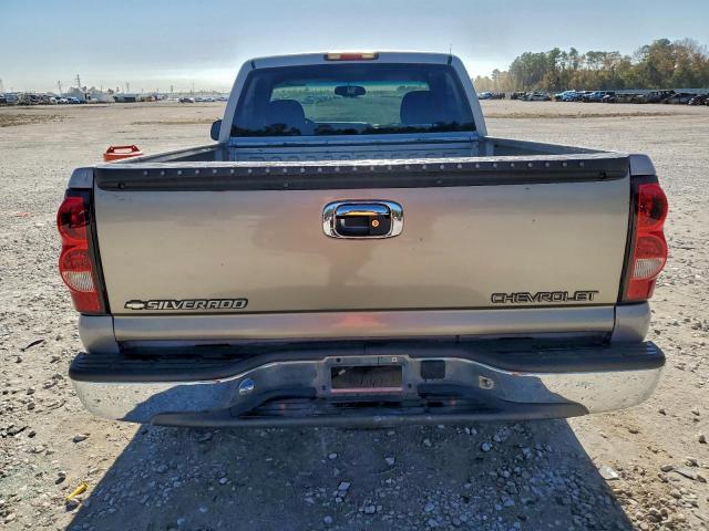 Chevrolet Silverado C1500 Image 11