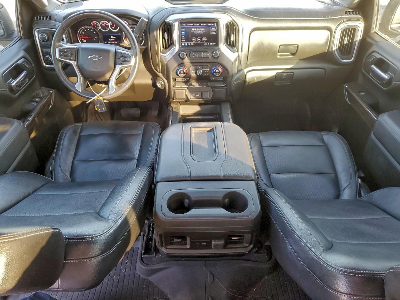 Chevrolet Silverado K1500 Lt Trail Boss Image 4