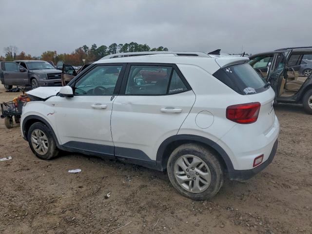 Hyundai VENUE Sel Image 2