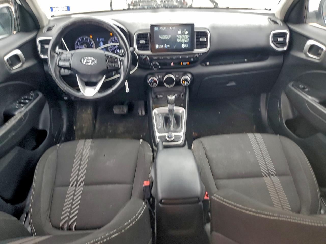 Hyundai VENUE Sel Image 12