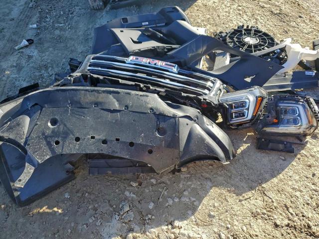 GMC Terrain Elevation Image 8