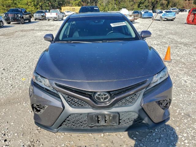 Toyota Camry L Image 6