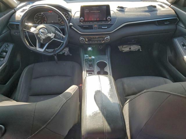 Nissan Altima Sv Image 9