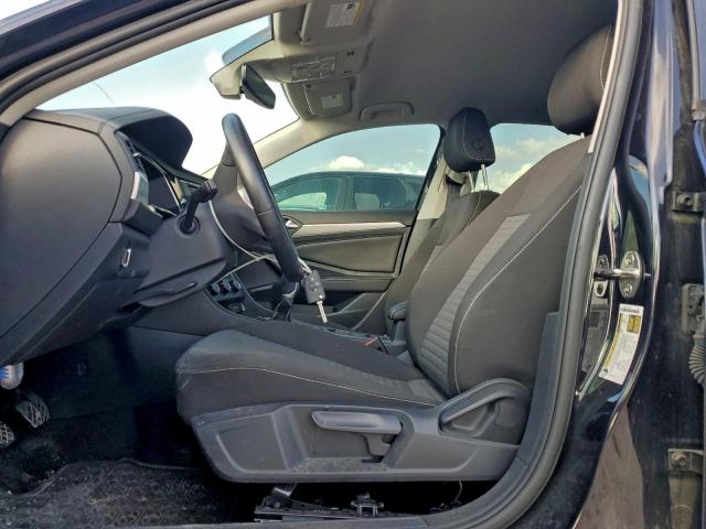 Volkswagen Jetta S Image 7