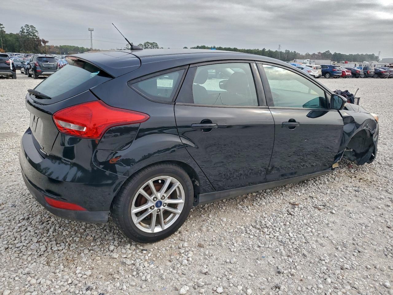 Ford Focus Se Image 5
