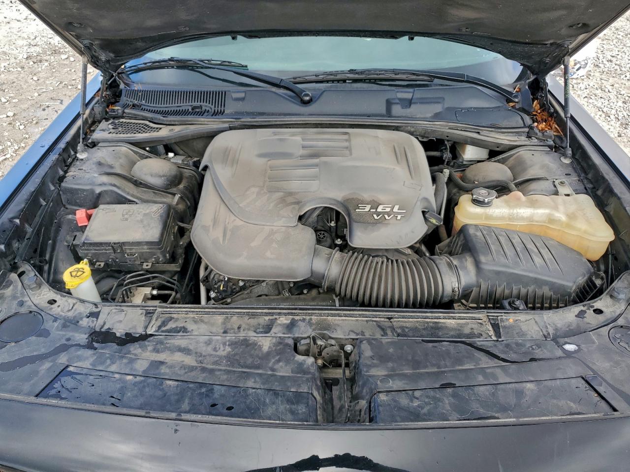 Dodge Challenger Sxt Image 12