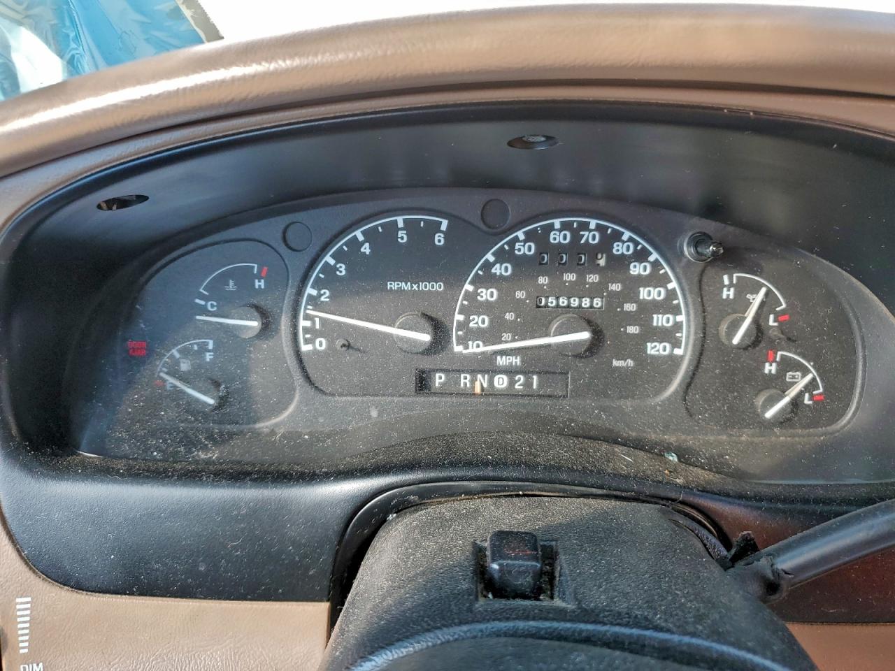 Ford Explorer Image 8