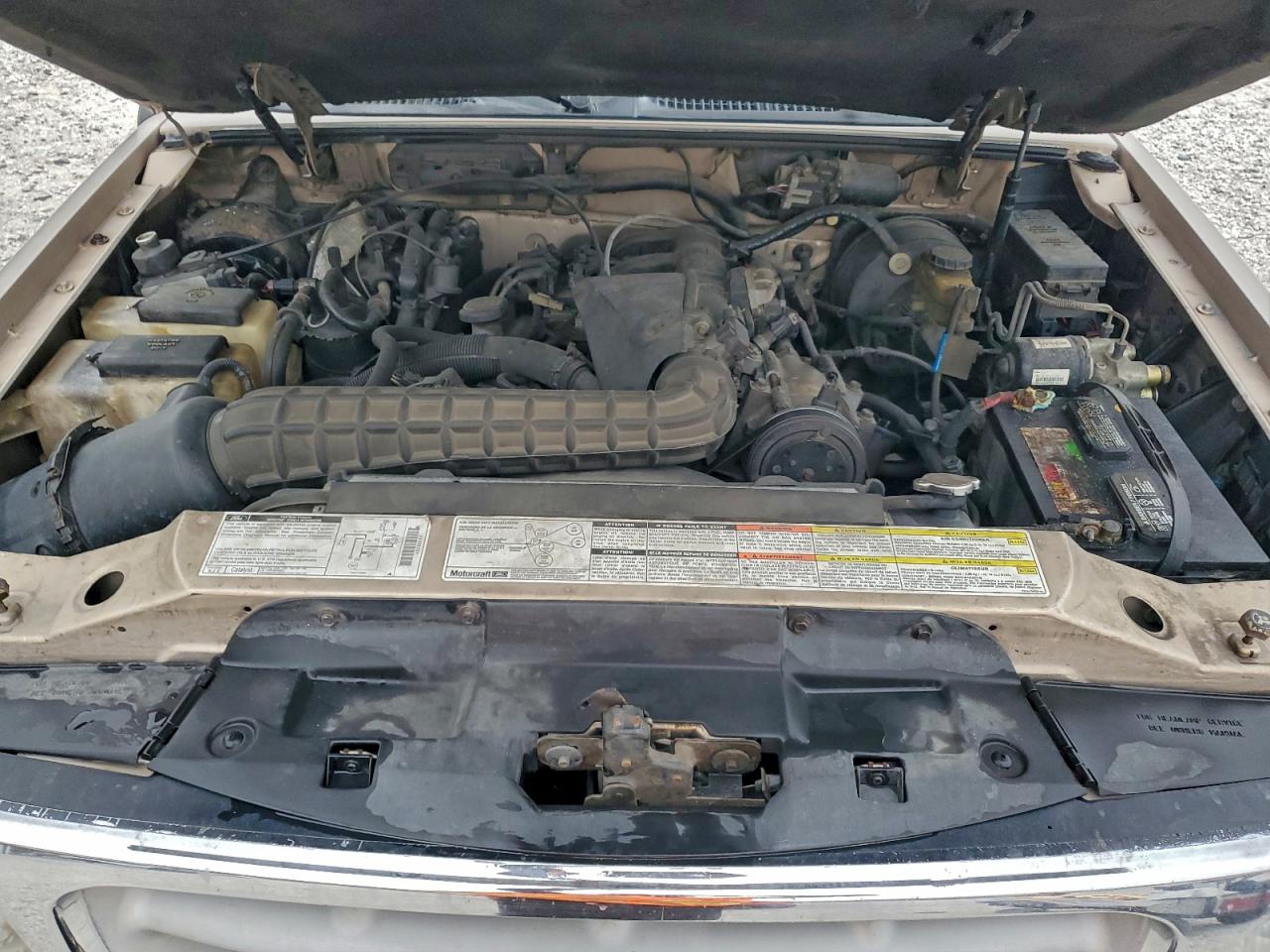 Ford Explorer Image 11