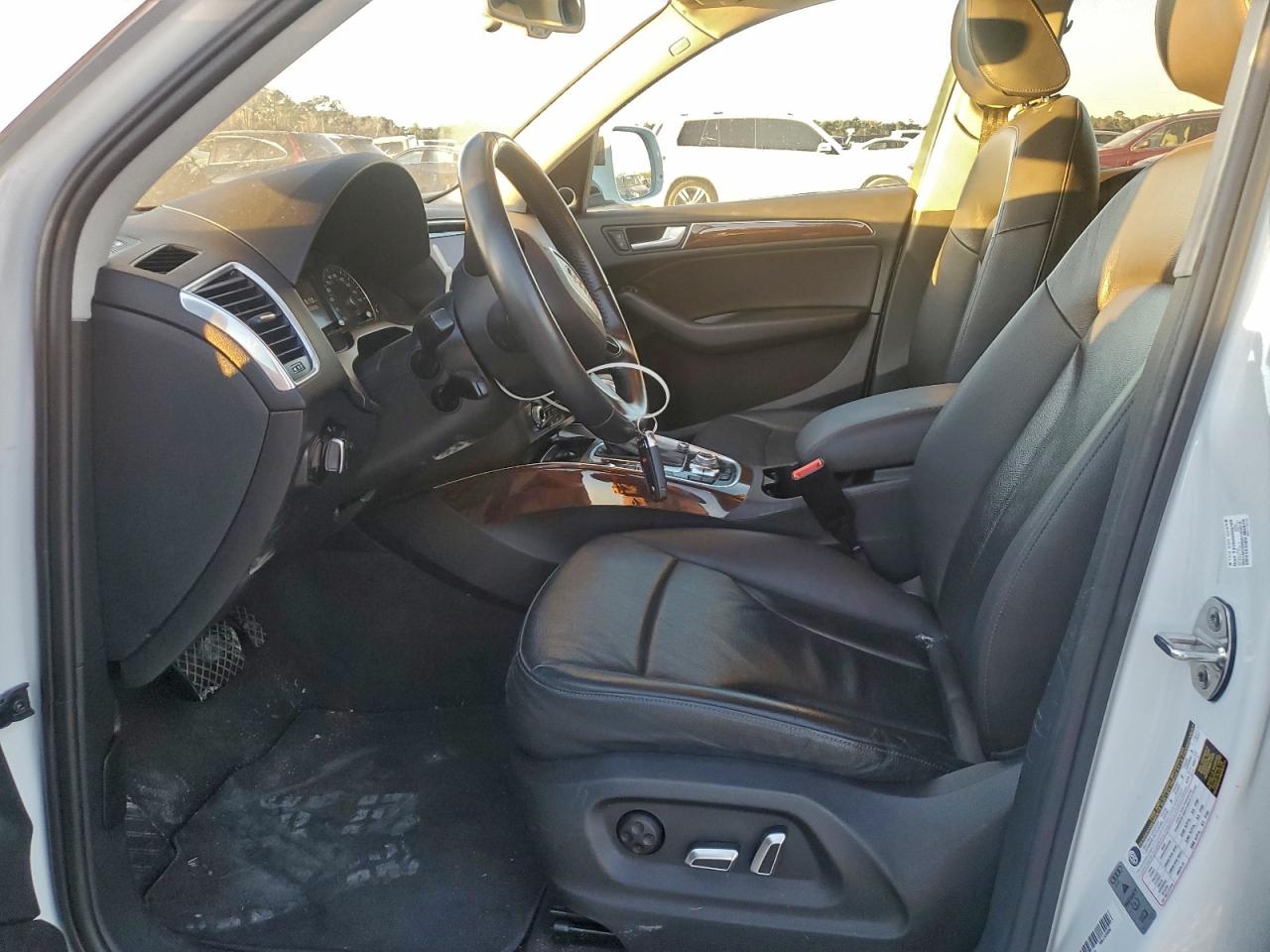 Audi Q5 Premium Plus Image 6