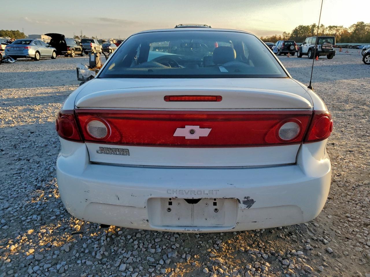 Chevrolet Cavalier Image 5