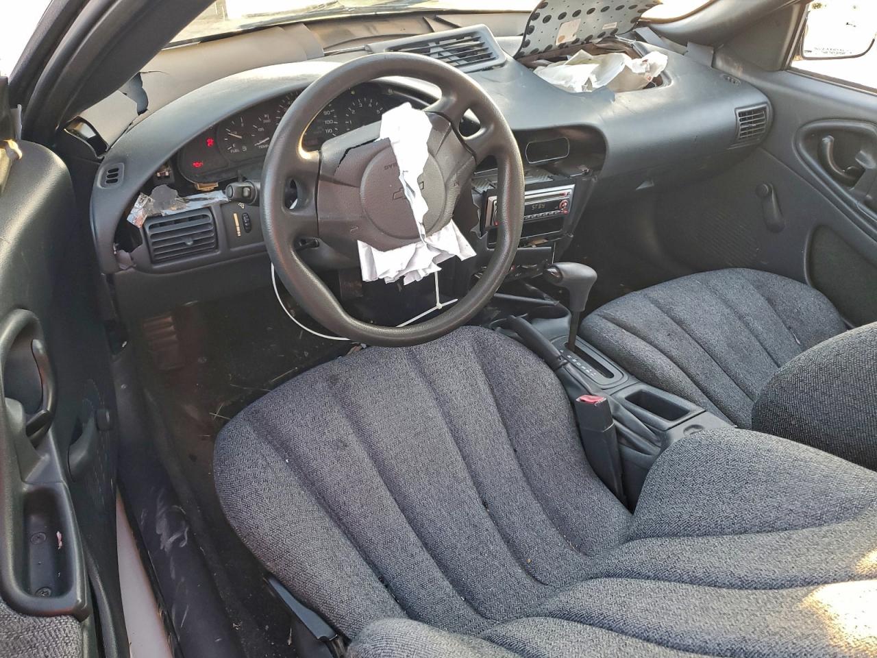 Chevrolet Cavalier Image 8