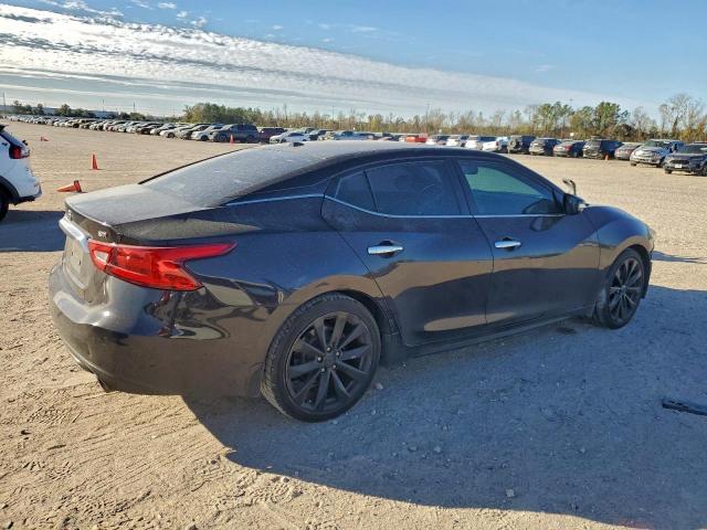 Nissan Maxima 3.5s Image 2