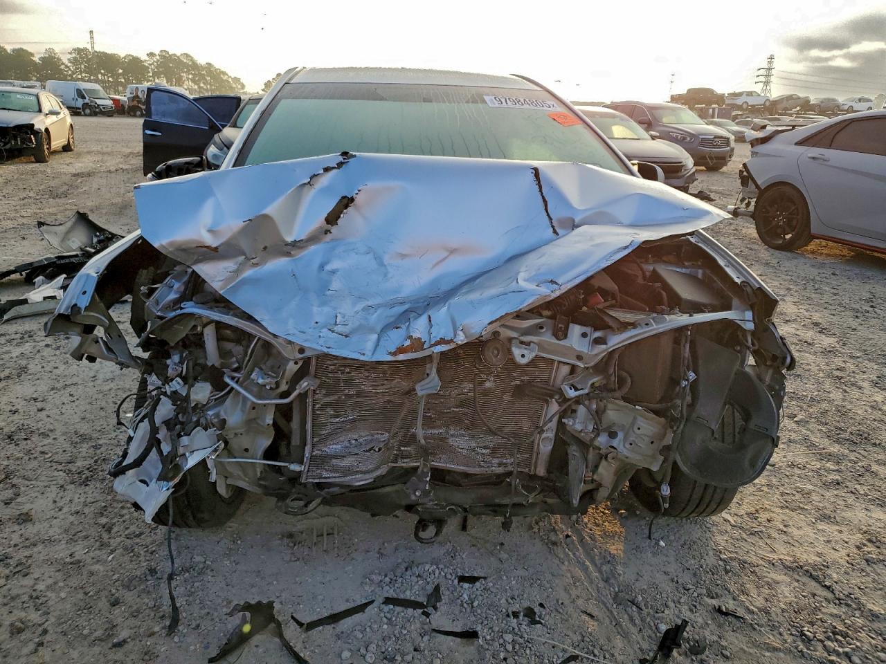 Toyota Corolla L Image 5