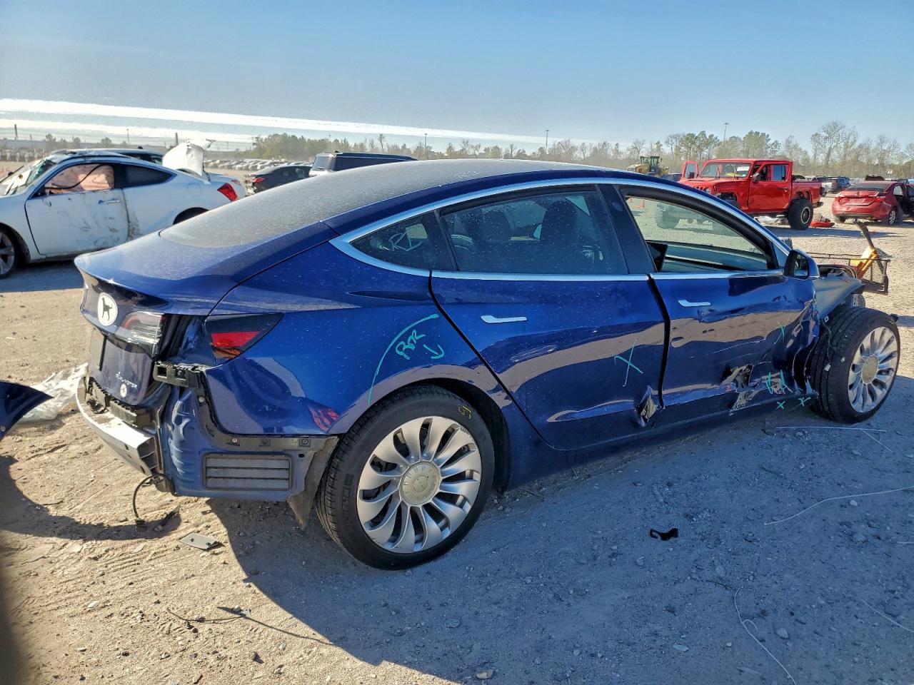 Tesla Model 3 Image 6