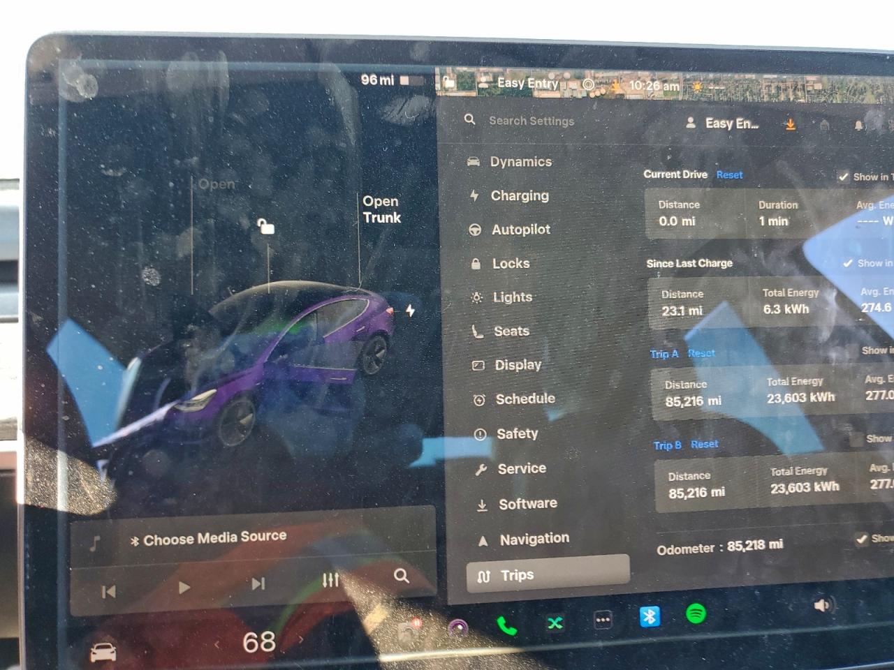 Tesla Model 3 Image 11