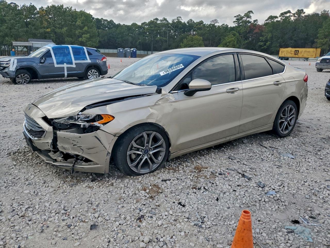 Ford Fusion Se Image 1