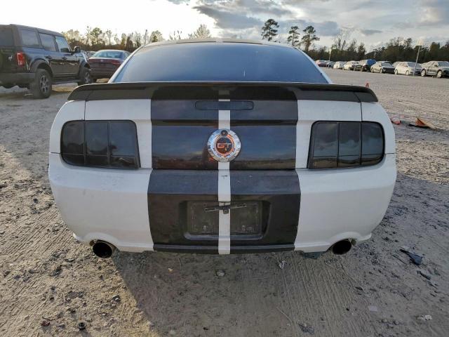 Ford Mustang Gt Image 3