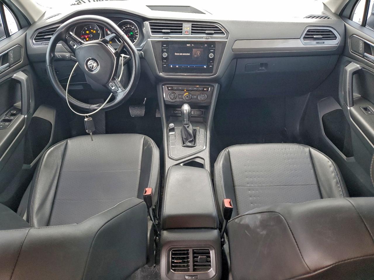 Volkswagen Tiguan Se Image 4