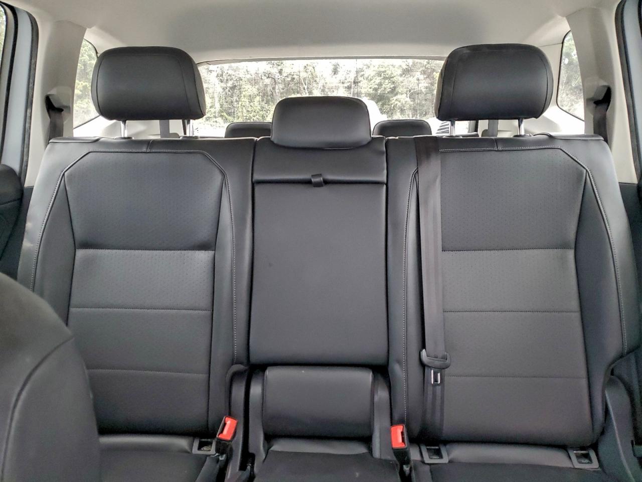 Volkswagen Tiguan Se Image 14