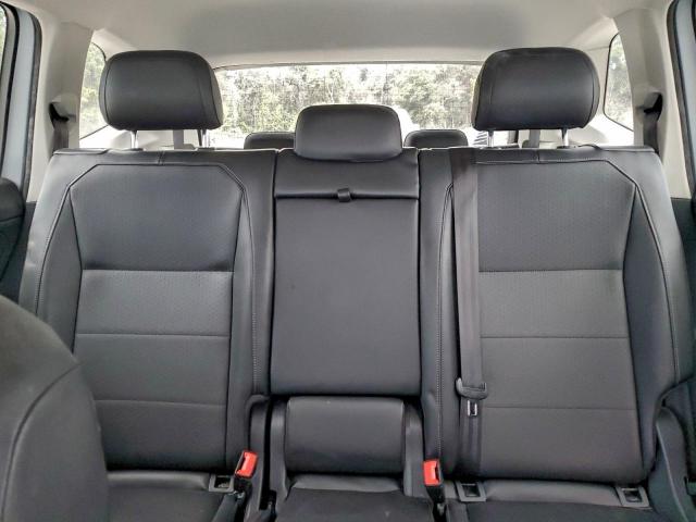 Volkswagen Tiguan Se Image 14
