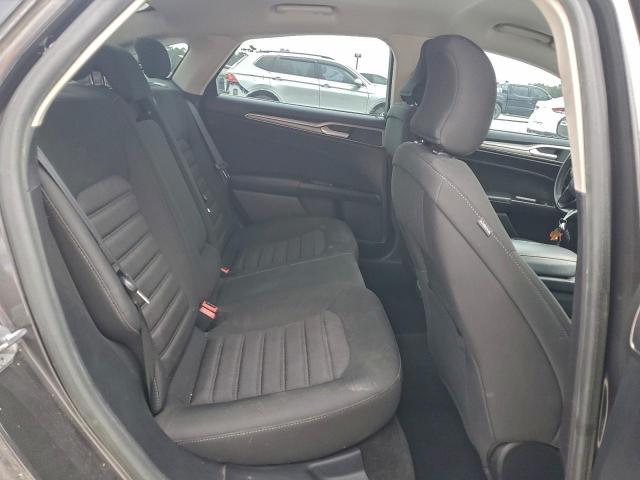 Ford Fusion Se Image 7